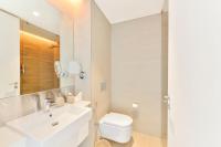 Premium 2+1 BR condo in the heart of Bluewaters Islandにあるバスルーム