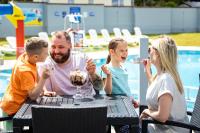 Gæster der bor på F04 Dawlish Sands 4 bedroom 8 berth static