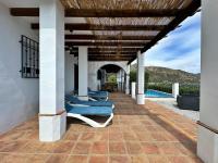 Bazén v ubytovaní Villa Málaga con Piscina Vallada, Barbacoa y hermosas vistas by AndaraHolidays alebo v jeho blízkosti