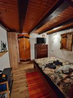 Posteľ alebo postele v izbe v ubytovaní Studio apartment Bertolina, 50m from sea