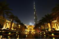 Blick auf den Eiffelturm in der Nacht in der Unterkunft Luxury Studio, 29 Boulevard near Burj Khalifa Downtown - Chalet Homes in Dubai