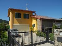 The building in which a panziókat is located