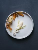 Jídlo v hotelu nebo okolí