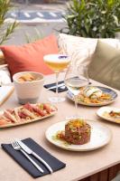 Φαγητό σε αυτό το ξενοδοχείο ή κάπου εκεί κοντά