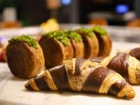 ホテルの敷地内または近くでの食事または食べ物