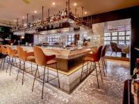 ソフィテル レジェンド ザ グランド アムステルダムにあるレストランまたは飲食店