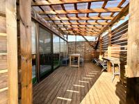 Renewal Chano Onsen House 温泉付きにあるバルコニーまたはテラス