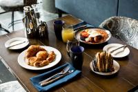 Jídlo v hotelu nebo okolí