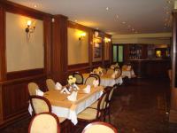 Restaurace v ubytování Хотел-ресторант Астория