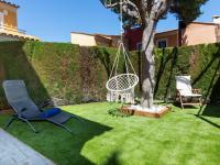 Vonkajšia záhrada v ubytovaní Holiday Home Villa Verdi 11 by Interhome