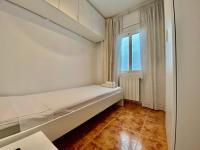 Posteľ alebo postele v izbe v ubytovaní Bale Apartment near the beach by HLCLUB Agency
