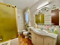 Kúpeľňa v ubytovaní Bale Apartment near the beach by HLCLUB Agency
