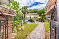 Bazén v ubytovaní Villa Cati Ferienhaus mit beheiztem Pool alebo v jeho blízkosti