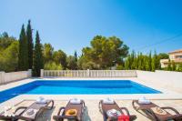 Bazén v ubytovaní Villa California by Abahana Villas alebo v jeho blízkosti