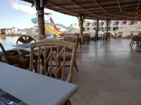 En restaurant eller et andet spisested på Chalet NEMO, vista mare, Sharks Bay, Sharm el Sheikh