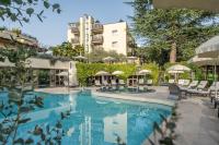 Bazén v ubytovaní Hotel Mignon Meran Park & Spa alebo v jeho blízkosti