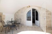 Patio alebo iná vonkajšia časť ubytovania Jasminka apartments