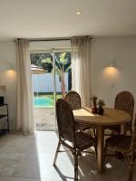 Posedenie v ubytovaní La Villa les lauriers, 150 m de la mer, Grimaud, golfe de St Tropez