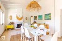 Posezení v ubytování Villa Casa Pipa by Abahana Villas