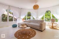 Posezení v ubytování Villa Casa Pipa by Abahana Villas