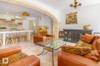 Posezení v ubytování Villa Condor by Abahana Villas