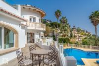 Bazén v ubytování Villa Condor by Abahana Villas nebo v jeho okolí