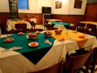 Menjar a l'hotel o a prop