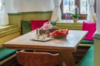 Jídlo v hotelu nebo okolí