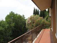 A balcony or terrace at VILLA GHIANDARE