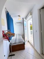 Posteľ alebo postele v izbe v ubytovaní Empurialola -Encantadora Casa con jardin cerca del centro -142