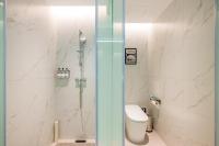 Holiday Inn Express Nanjing Riverside by IHGにあるバスルーム
