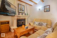 Posezení v ubytování Villa Gema by Abahana Villas