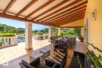 Posezení v ubytování Villa Gema by Abahana Villas