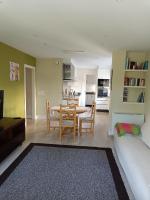 Kuchyňa alebo kuchynka v ubytovaní Apartamento Beira Rio Esteiro