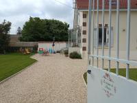 Plán poschodí v ubytovaní Gîte Familial avec Jardin Clôturé, Proche d'Orléans, Idéal pour Séjours entre Amis ou Collègues - FR-1-590-255