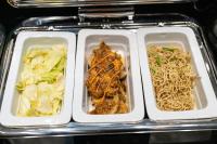 Jídlo v hotelu nebo okolí