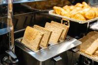 Jídlo v hotelu nebo okolí