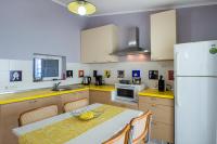 Kuchyňa alebo kuchynka v ubytovaní Tutti Frutti Home