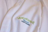 Ein Zertifikat, Auszeichnung, Logo oder anderes Dokument, das in der Unterkunft Margaritaville Resort Times Square ausgestellt ist