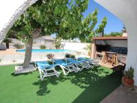 Bazén v ubytování Casa cerca del mar con piscina privada, wifi, aire opcional, mascotas bienvenidas, playa para perros - ES-184-26 nebo v jeho okolí