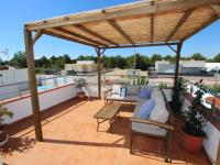 Balkón nebo terasa v ubytování Casa cerca del mar con piscina privada, wifi, aire opcional, mascotas bienvenidas, playa para perros - ES-184-26