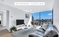 Melbourne Lifestyle Apartments - Best Views on Collinsにあるテレビまたはエンターテインメントセンター