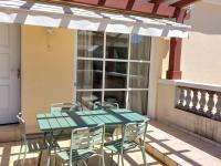 Balkon lub taras w obiekcie Apartment Le Village - VJ106 by Interhome