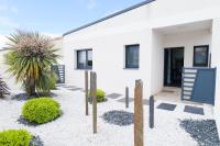 Vonkajšia záhrada v ubytovaní Superbe maison de vacances entre plage et marais - 7 pers