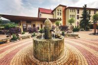 Vonkajšia záhrada v ubytovaní Malinowy Dwór Hotel Medical SPA