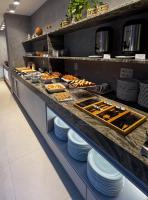 Φαγητό σε αυτό το ξενοδοχείο ή κάπου εκεί κοντά