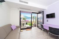 A television and/or entertainment centre at Locanda Fassa