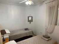 Posteľ alebo postele v izbe v ubytovaní Beautiful apartment Cabo strip bars&restaurants