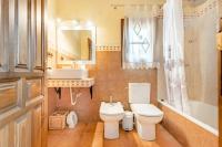 Koupelna v ubytování Masia Castellvi B&B