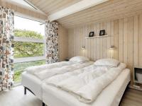 Postel nebo postele na pokoji v ubytování Luxury Retreat with Sea View - By Traum Ferienwohnungen